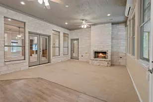 107 Hallie Ct, Georgetown, TX 78633 - Photo 17