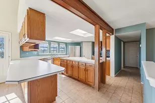 407 Country Ln, McDade, TX 78650 - Photo 5