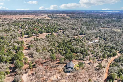 407 Country Lane, McDade, TX 78650 - Photo 35