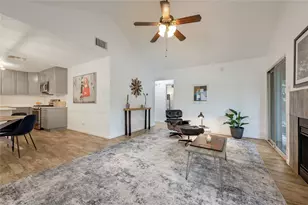 1800 Rainy Meadows Dr, Austin, TX 78758 - Photo 13