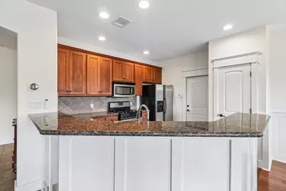 6805 Lantern View Drive, Jonestown, TX 78645 - Photo 13
