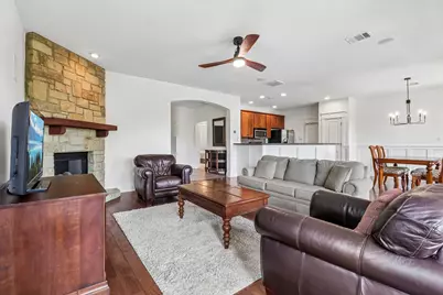 6805 Lantern View Drive, Jonestown, TX 78645 - Photo 9
