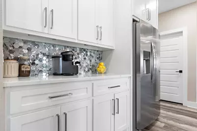 633 N Stovall Drive, Robinson, TX 76706 - Photo 13