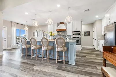 633 N Stovall Drive, Robinson, TX 76706 - Photo 9