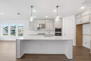 9500 Hamadryas Dr, Austin, TX 78744 - Photo 5