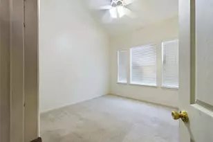 2826 Salado St, Austin, TX 78705 - Photo 31