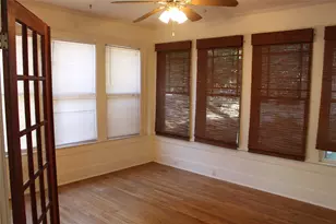 2826 Salado St, Austin, TX 78705 - Photo 19
