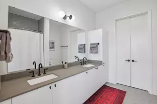800 Embassy Dr, Austin, TX 78702 - Photo 7