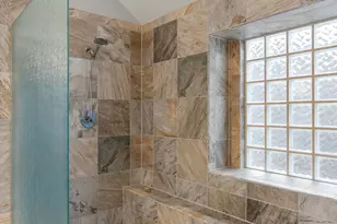 1406 Dapplegrey Ln, Austin, TX 78727 - Photo 19