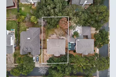 1406 Dapplegrey Lane, Austin, TX 78727 - Photo 33