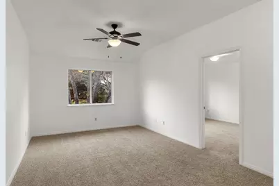 1406 Dapplegrey Lane, Austin, TX 78727 - Photo 21