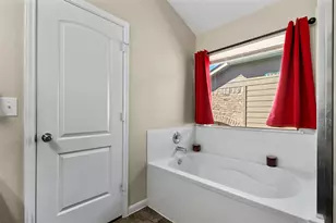 12202 Walter Vaughn Dr, Manor, TX 78653 - Photo 17
