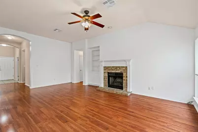 716 Meadow View Drive, Leander, TX 78641 - Photo 7