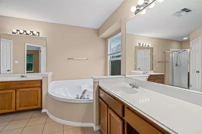 716 Meadow View Drive, Leander, TX 78641 - Photo 13