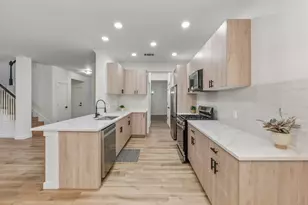 2011 Creek Ledge Pl, Round Rock, TX 78664 - Photo 15