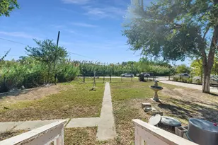206 Circle Dr, Buda, TX 78610 - Photo 1