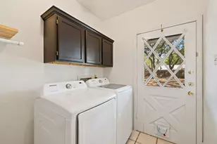 2008 Matthews Ln, Austin, TX 78745 - Photo 29
