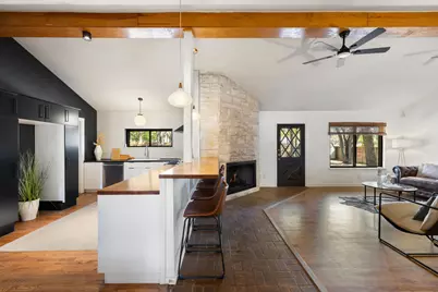 2008 Matthews Lane, Austin, TX 78745 - Photo 9