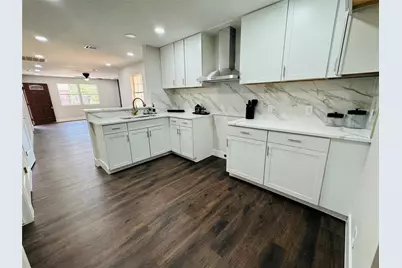 617 Persimmon Street, Lockhart, TX 78644 - Photo 7