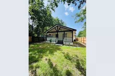 617 Persimmon Street, Lockhart, TX 78644 - Photo 17