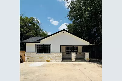 617 Persimmon Street, Lockhart, TX 78644 - Photo 1