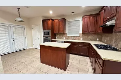 13000 Appaloosa Chase Drive, Austin, TX 78732 - Photo 11