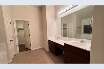 13000 Appaloosa Chase Drive, Austin, TX 78732 - Photo 15