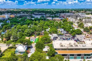 1409 E Cesar Chavez Blvd, Austin, TX 78702 - Photo 5