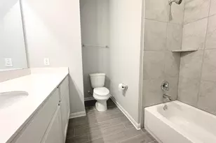 243 Kellys Heroes Wy, Jarrell, TX 76537 - Photo 17