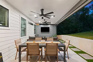 126 Helemano Dr, Bastrop, TX 78602 - Photo 5