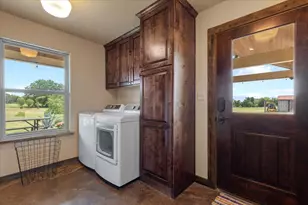 7835 Berger Rd, Schulenburg, TX 78956 - Photo 21