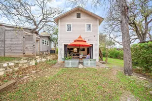 1406 Summit St, Austin, TX 78741 - Photo 7