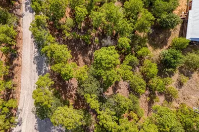 120 N Oahu Court, Bastrop, TX 78602 - Photo 5