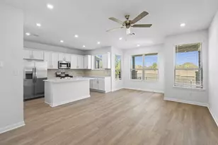 2208B Cornfield Dr, Pflugerville, TX 78660 - Photo 3