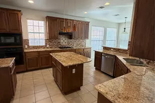 2412 Arbor Dr, Round Rock, TX 78681 - Photo 15