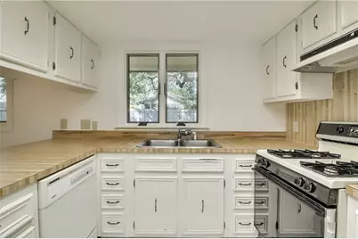 11616 Elk Park Trail, Austin, TX 78759 - Photo 7