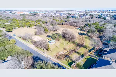 1901 Dapplegrey Lane, Austin, TX 78727 - Photo 3