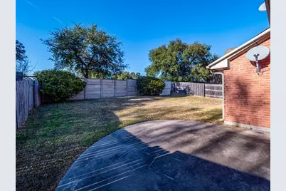1901 Dapplegrey Lane, Austin, TX 78727 - Photo 31