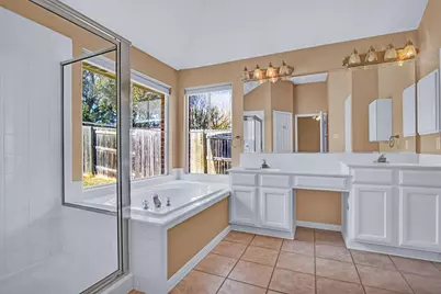 1901 Dapplegrey Lane, Austin, TX 78727 - Photo 13