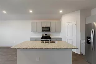 314 N Richland Dr, Lockhart, TX 78644 - Photo 5