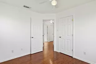 150 Evangeline Ln, Hutto, TX 78634 - Photo 11