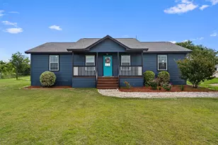 150 Evangeline Ln, Hutto, TX 78634 - Photo 3