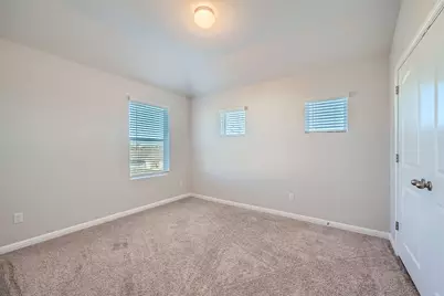 1009 NW Testoa Cove N, Hutto, TX 78634 - Photo 21