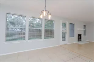 13207 Vendrell Dr, Austin, TX 78729 - Photo 7