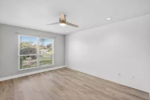 320 Twin Sails, Horseshoe Bay, TX 78657 - Photo 7