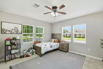 1104 W 7th Street, Taylor, TX 76574 - Photo 11