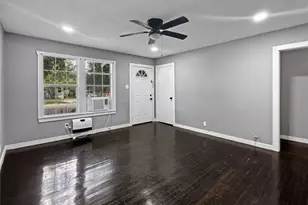 1026 Haynes St, San Marcos, TX 78666 - Photo 17