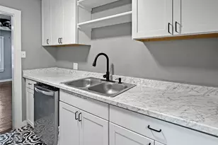 1026 Haynes St, San Marcos, TX 78666 - Photo 19