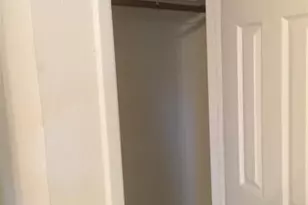 619 W 37th St, Austin, TX 78705 - Photo 11