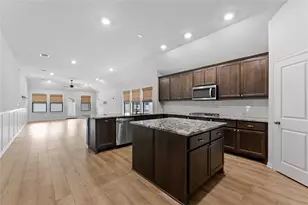 146 Red Granite Dr, Dripping Springs, TX 78620 - Photo 7